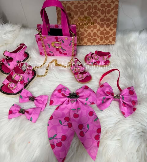 Sandals (Sandals Only)