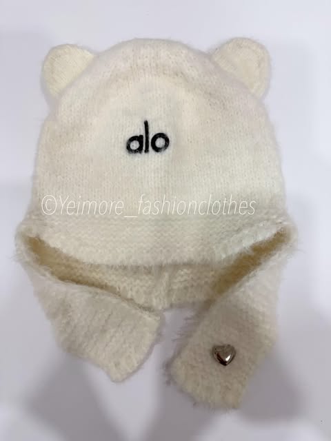 Bear Knit Hat (Fits from 1yr - 8yrs)