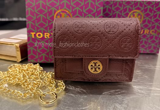 Mini Designer-Inspired Chain Bag – For Women & Girls (It is perfect to fit your daily essentials. Your credit cards, cash & lipstick) BOX INCLUDED