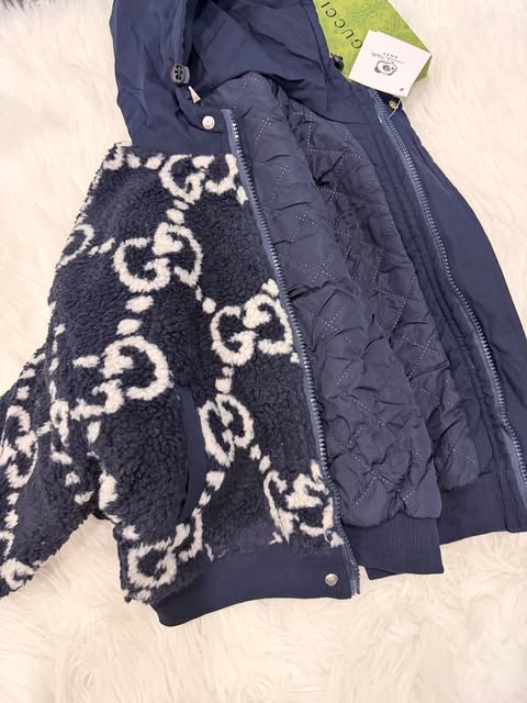 Thick and Warm Girls’ Jacket, Perfect for Cold Days