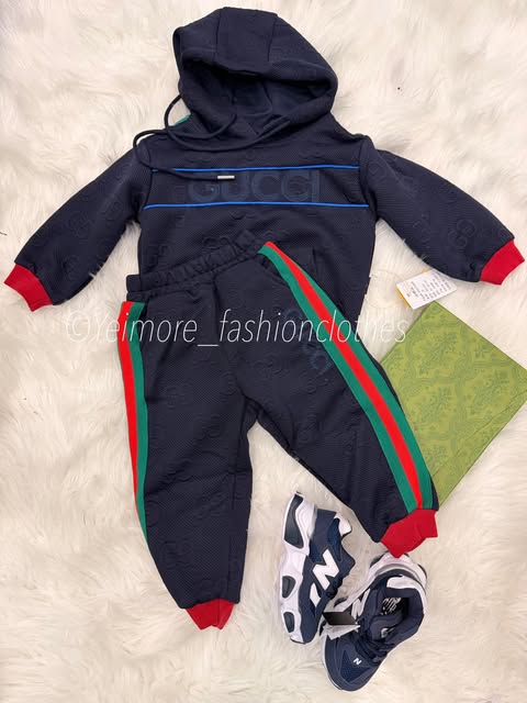 Set (SHOES NOT INCLUDED)