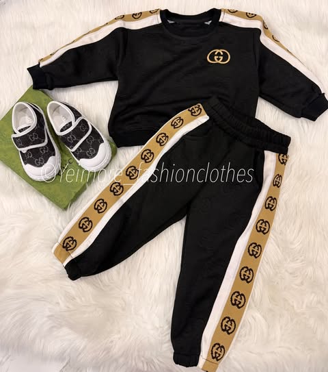 Set (SHOES NOT INCLUDED)