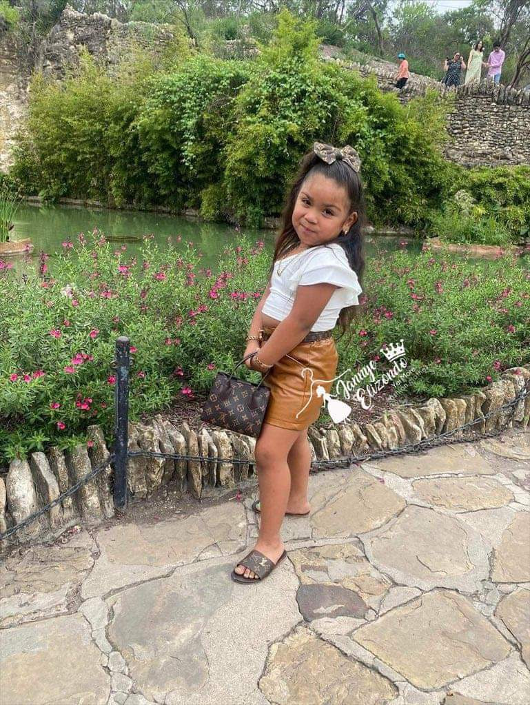 Fashion-Kids Open Toe Slip-On Sandals