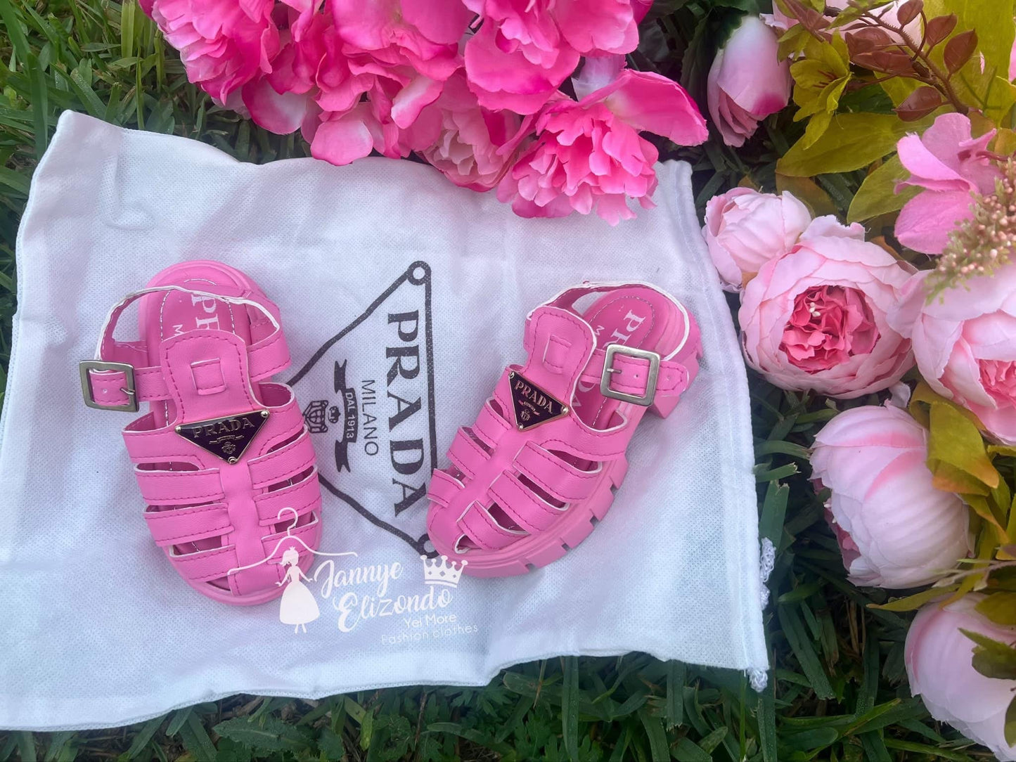 NOVEDAD DE VERANO 2025, sandalias de moda para niñas, suela suave y gruesa, tejido fresco