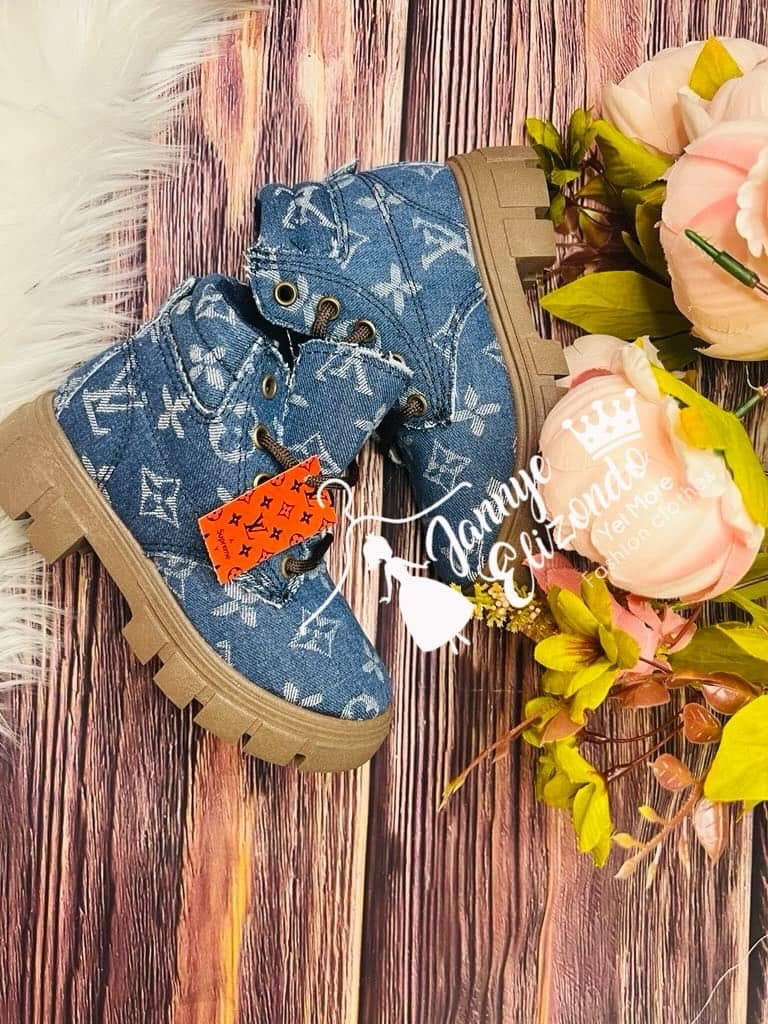 Toddler boots