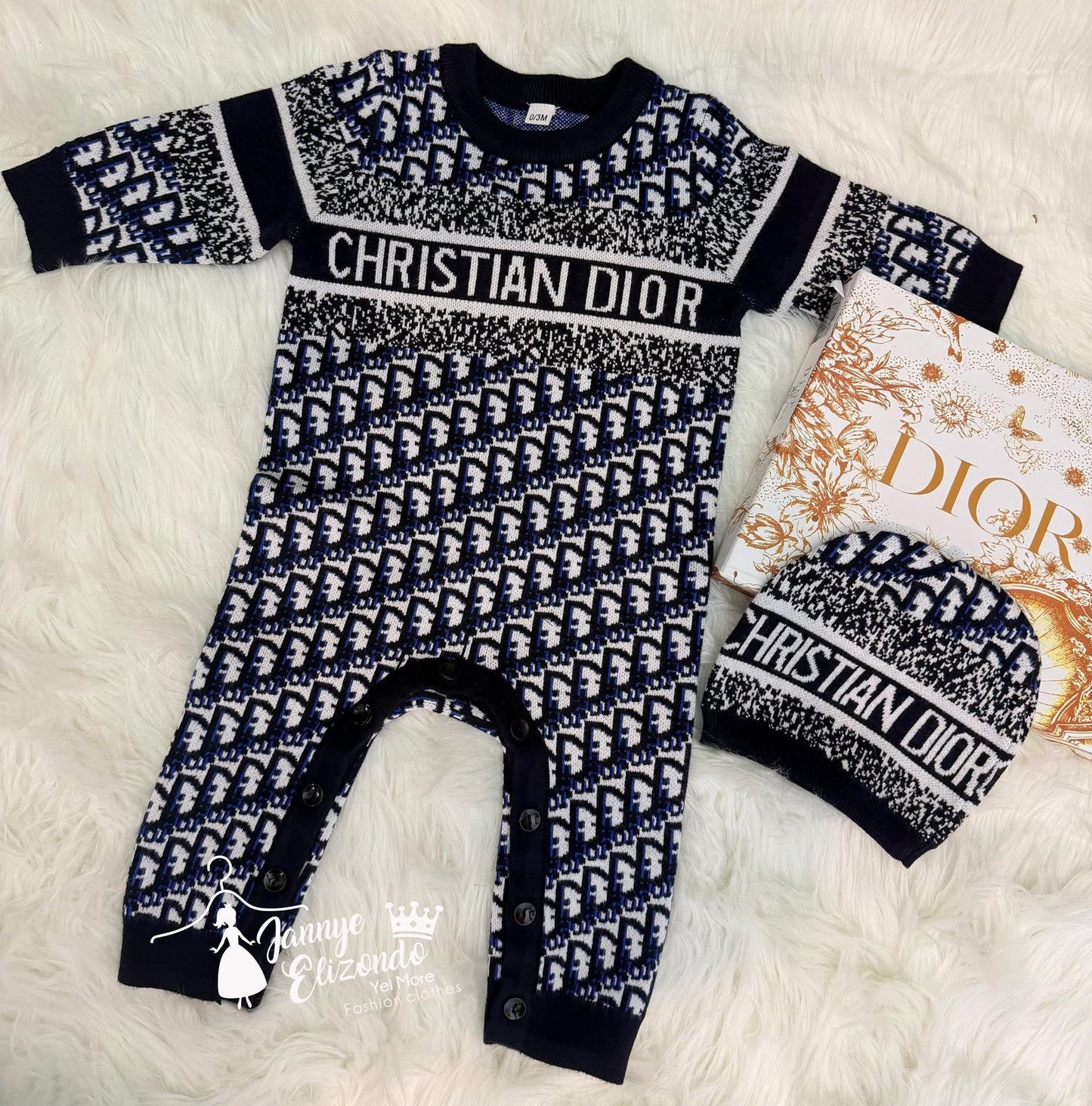 Baby romper (unisex)