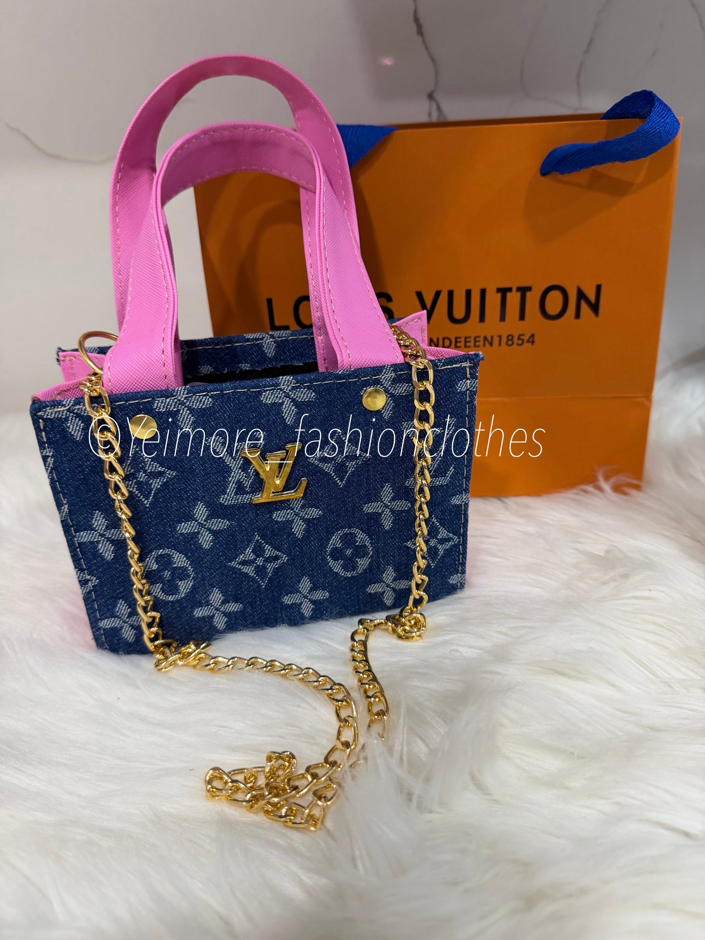 Purse