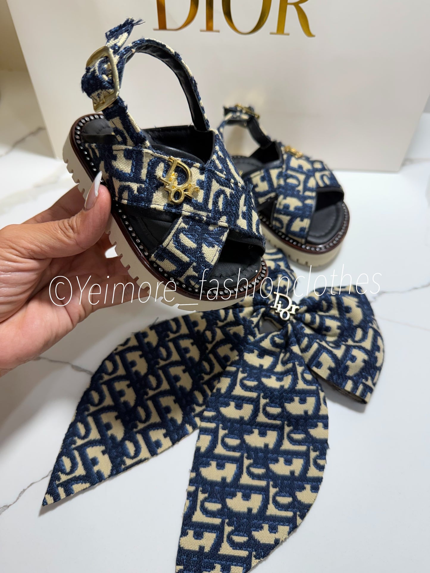 Sandal (not include bow)