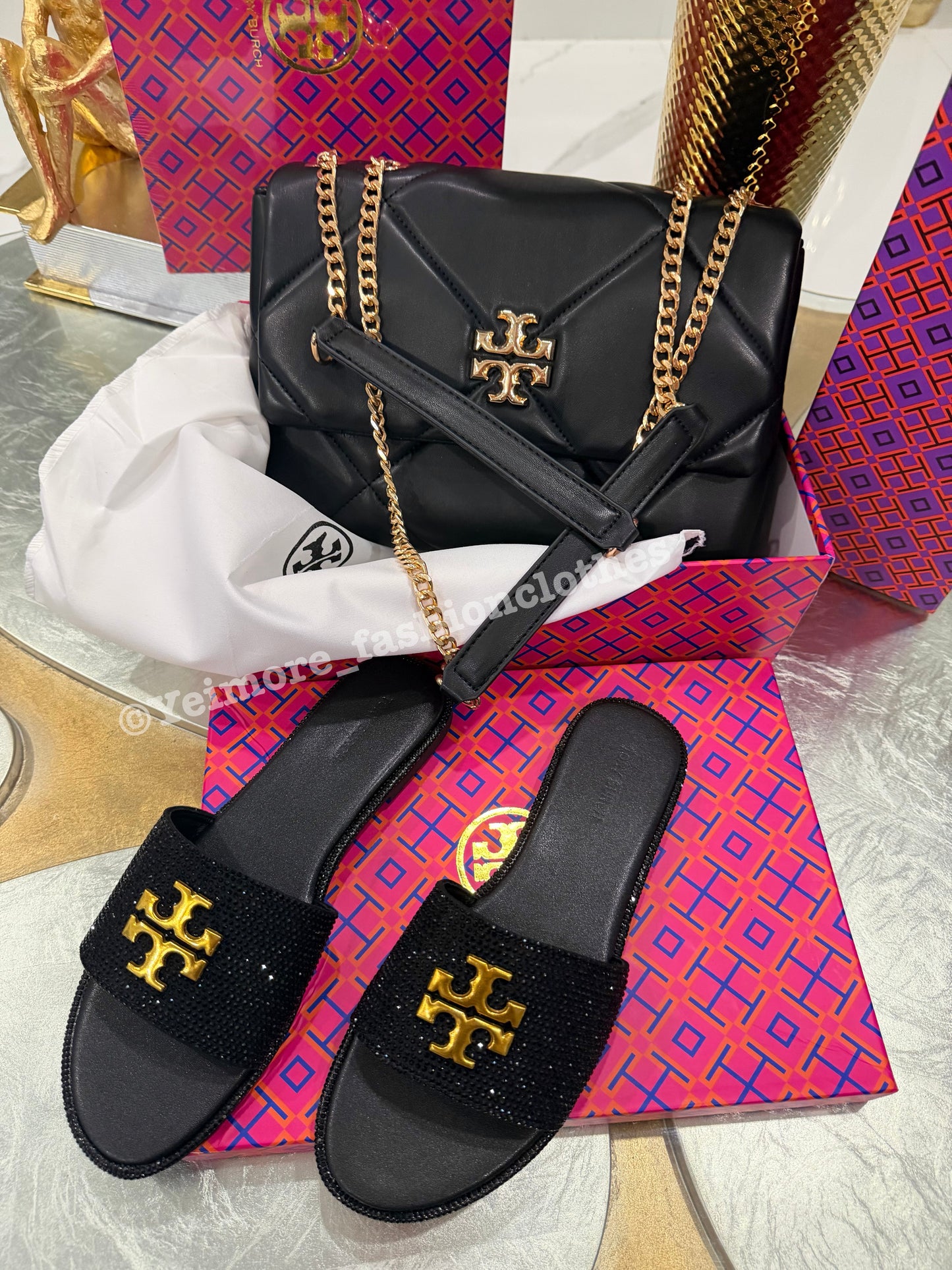 Sandals great quality include box (SANDALS ONLY)