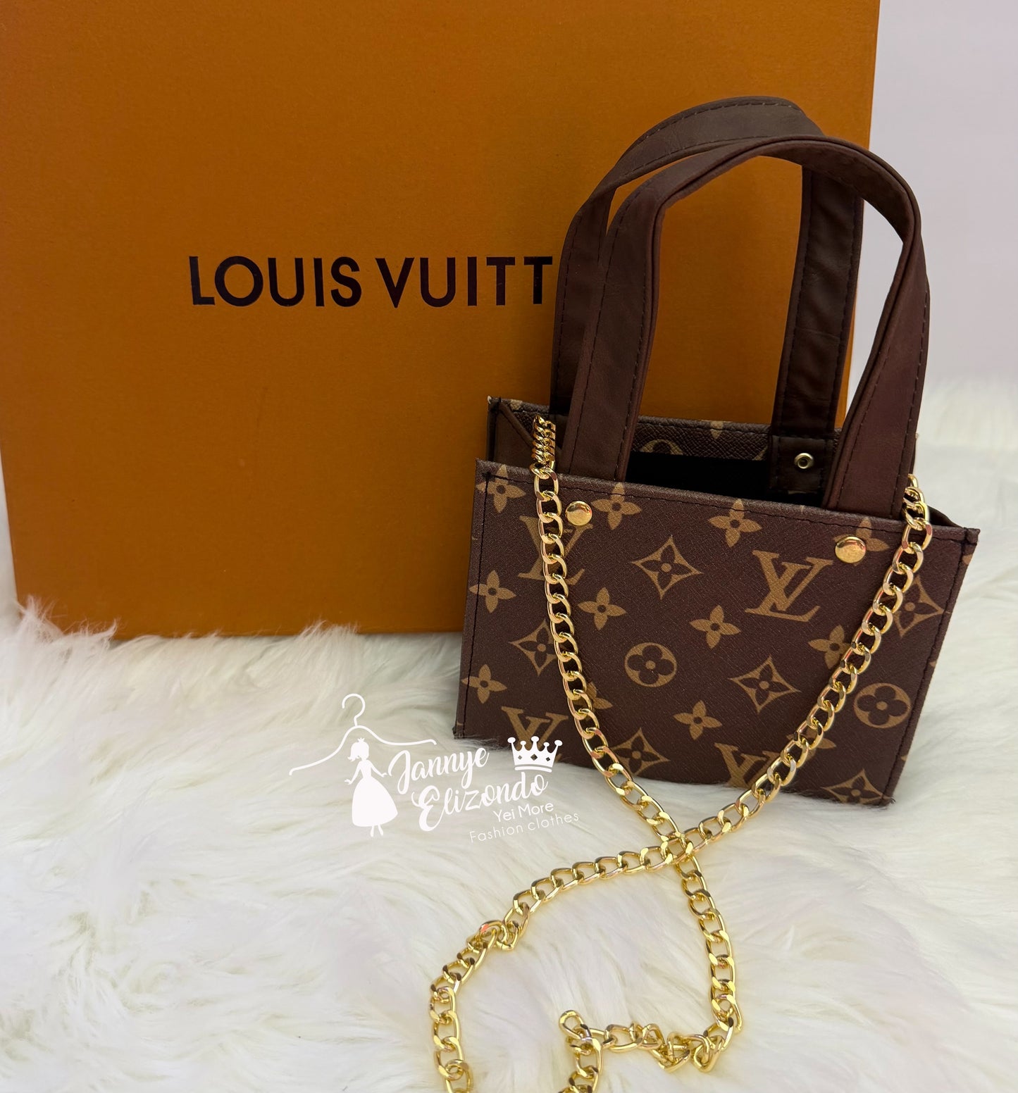 LV purse