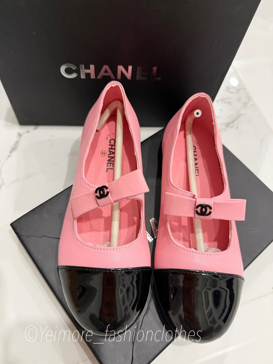 Girls flat ballet mirror quality shoes.  (box included)