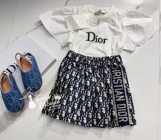 2-piece printed skirt set (No shoes included)