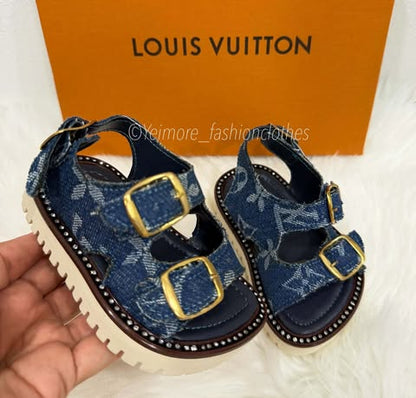 Sandals (Only sandals)