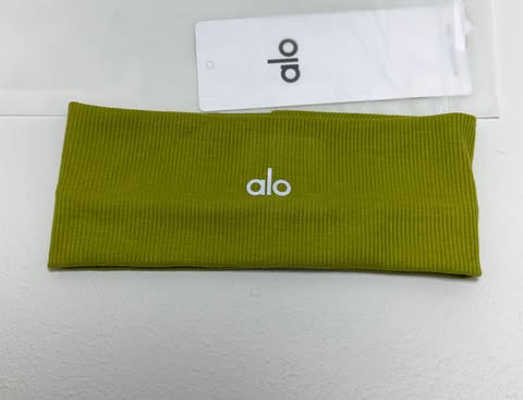 Alo headband