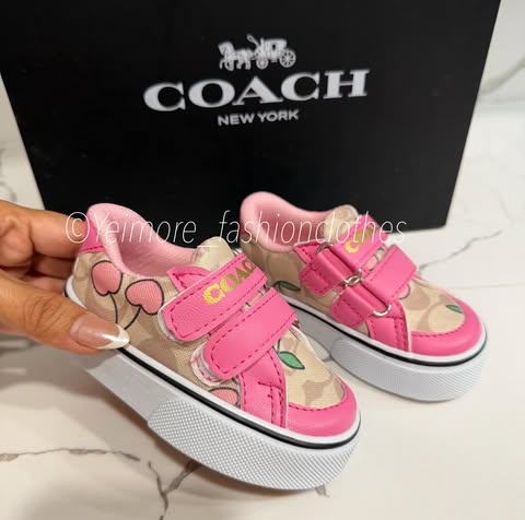 Shoes (Shoes only)