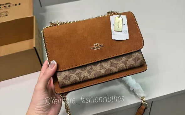 High-quality velvet pouch in a box