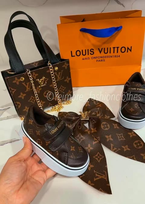 Shoes (Shoes only) UNISEX