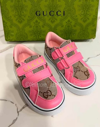 Shoes (Shoes only)