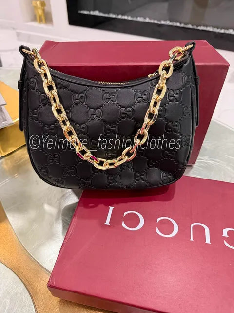 Purse great quality (Includes dust bag only no box)