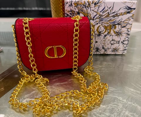 Purse great quality (with box)