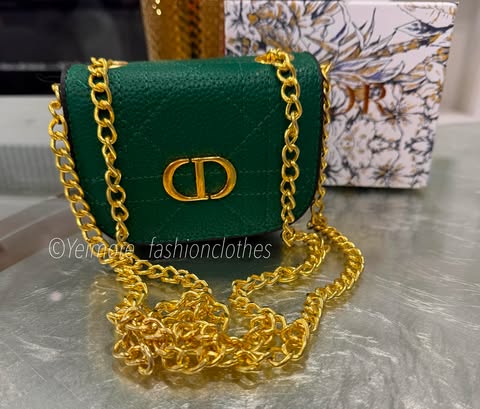Purse great quality (with box)