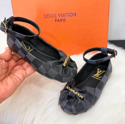 Shoes (No box)