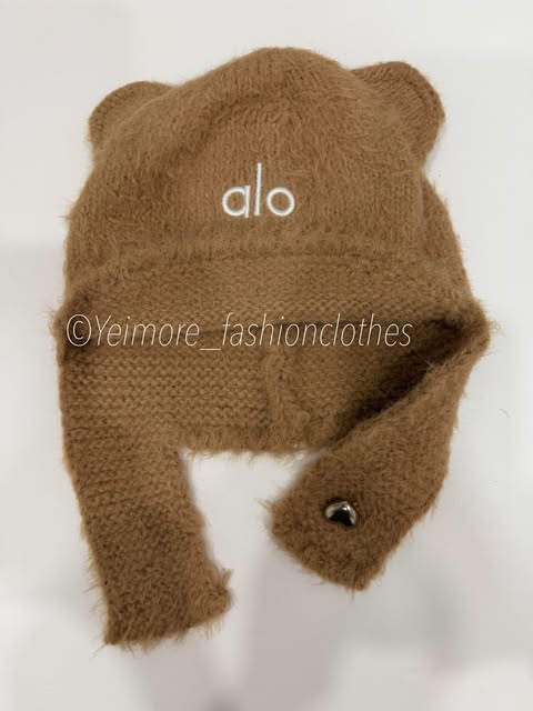 Bear Knit Hat (Fits from 1yr - 8yrs)