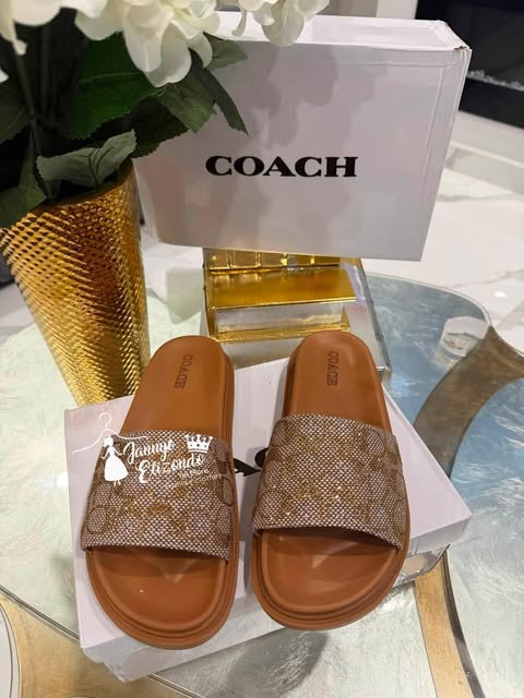 Sandals great quality include box