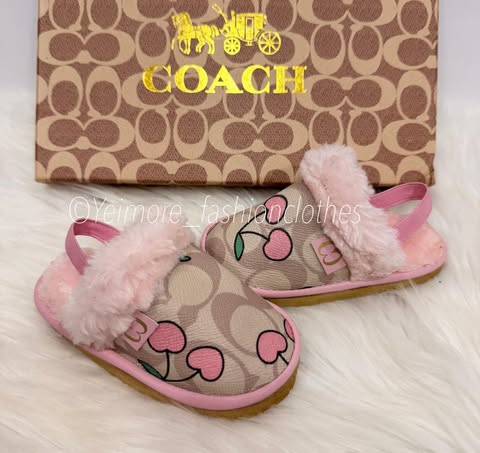 Baby slippers