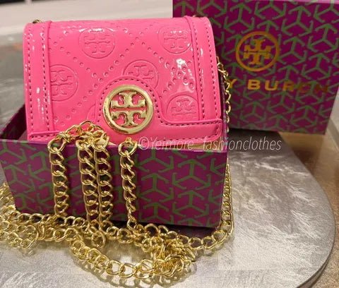 Mini Designer-Inspired Chain Bag – Includes Box