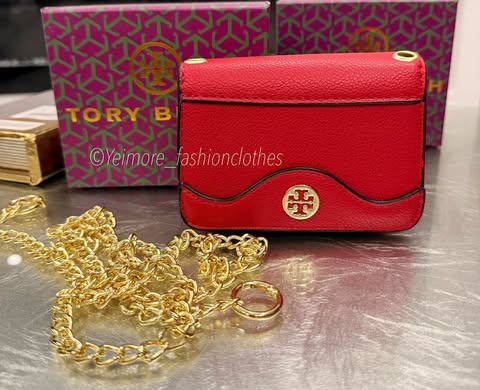 Mini Designer-Inspired Chain Bag – For Women & Girls (It is perfect to fit your daily essentials. Your credit cards, cash & lipstick) BOX INCLUDED