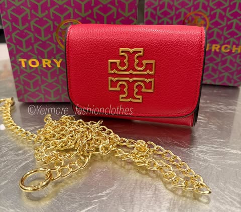 Mini Designer-Inspired Chain Bag – For Women & Girls (It is perfect to fit your daily essentials. Your credit cards, cash & lipstick) BOX INCLUDED