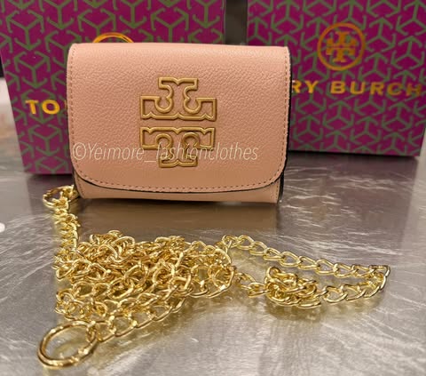 Mini Designer-Inspired Chain Bag – For Women & Girls (It is perfect to fit your daily essentials. Your credit cards, cash & lipstick) BOX INCLUDED
