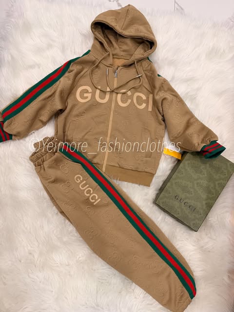 Set (UNISEX)