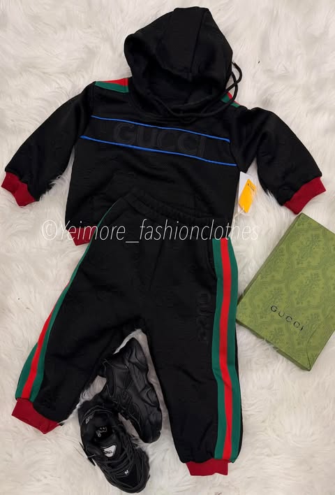 Set (SHOES NOT INCLUDED)