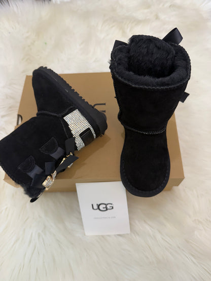 U G G Boot