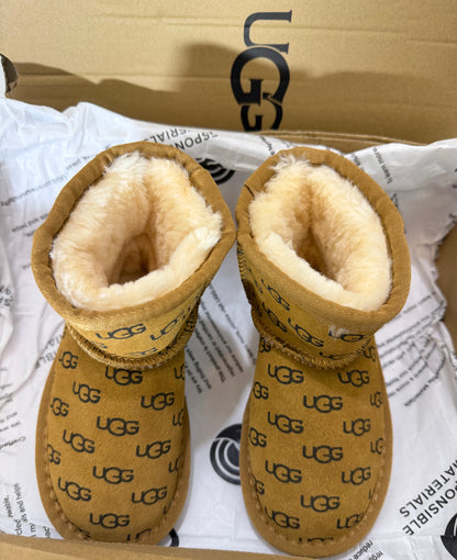 U G G Boot