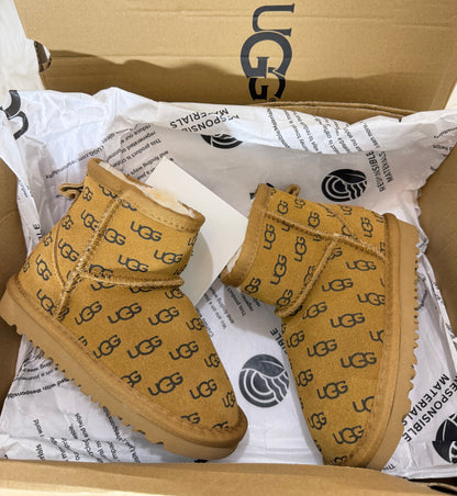 U G G Boot