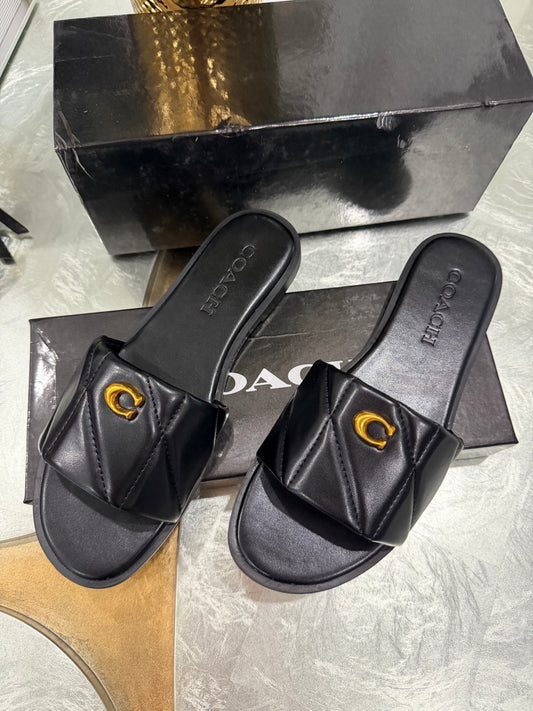Sandals great quality include box (SANDALS ONLY)