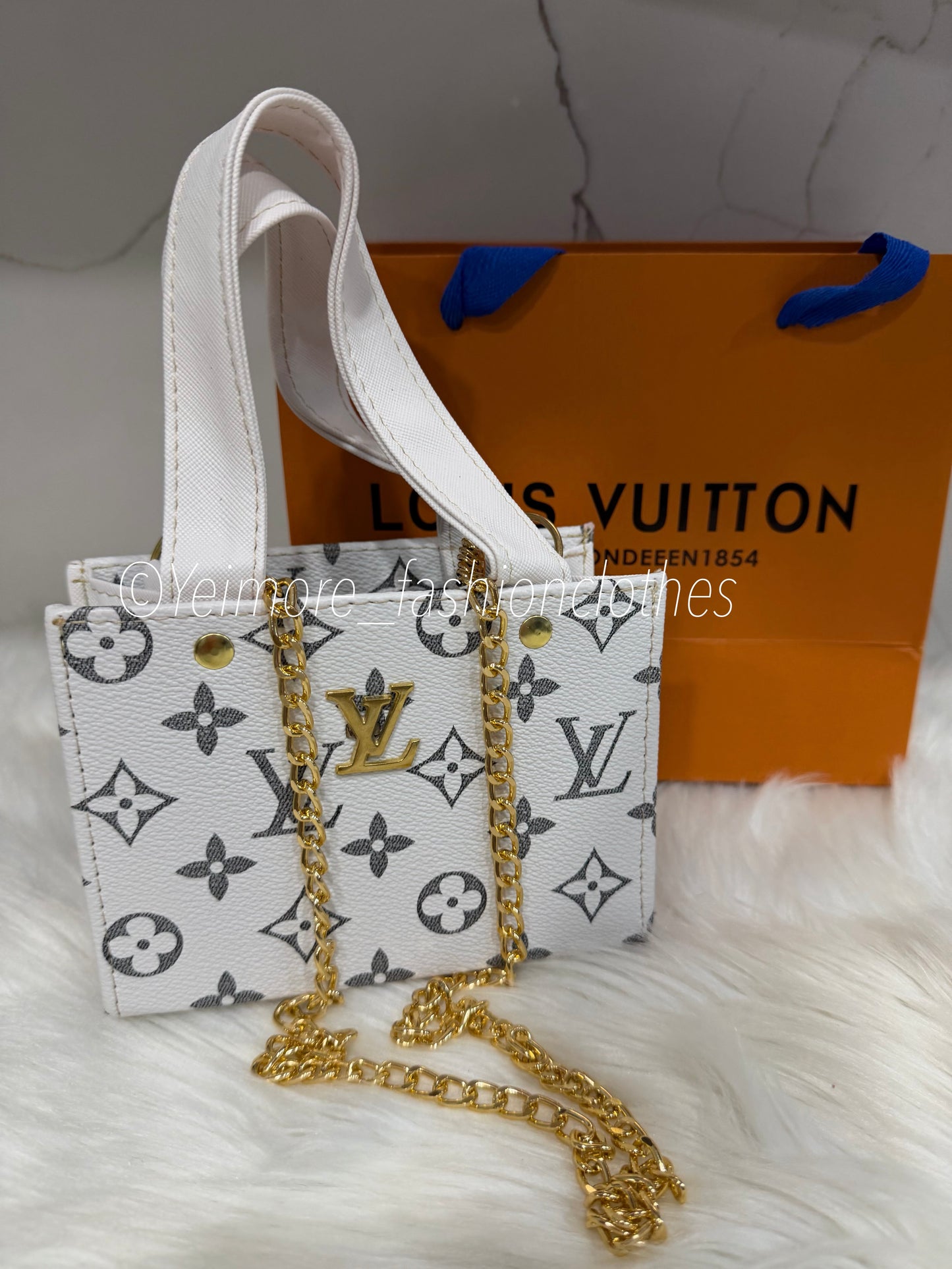Purse