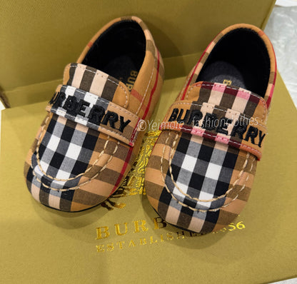 Shoes (Excellent quality in box)