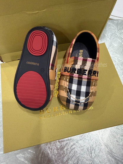 Shoes (Excellent quality in box)