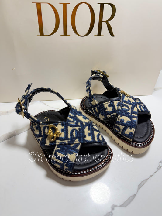 Sandal (not include bow)