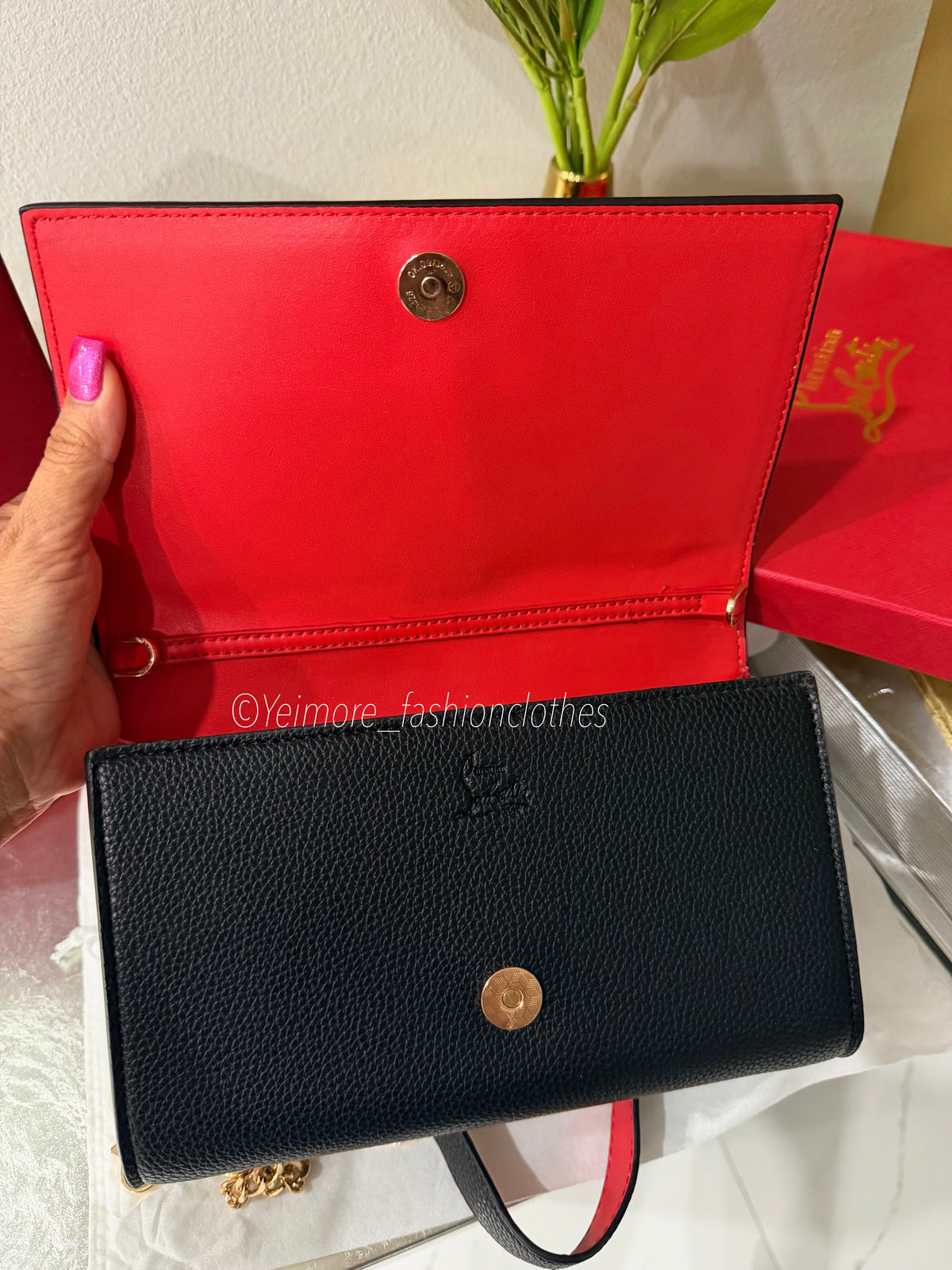 Noir Gold Chain Bag ( includes box )