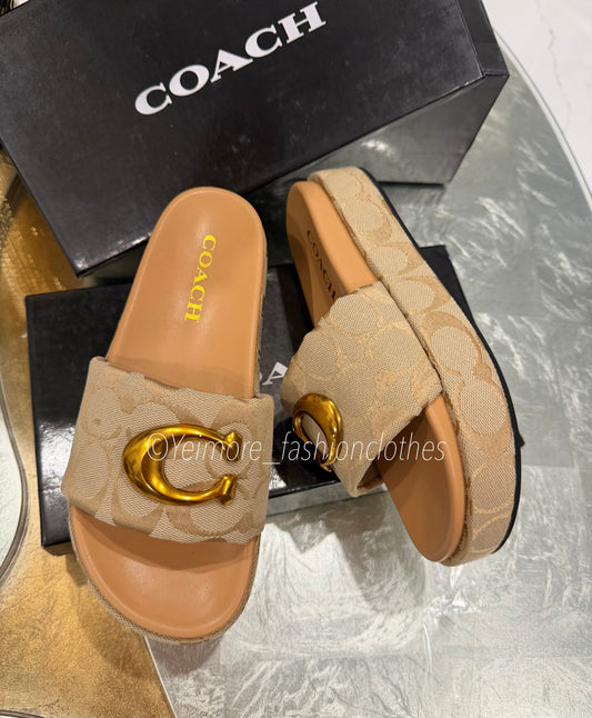 Sandals great quality include box