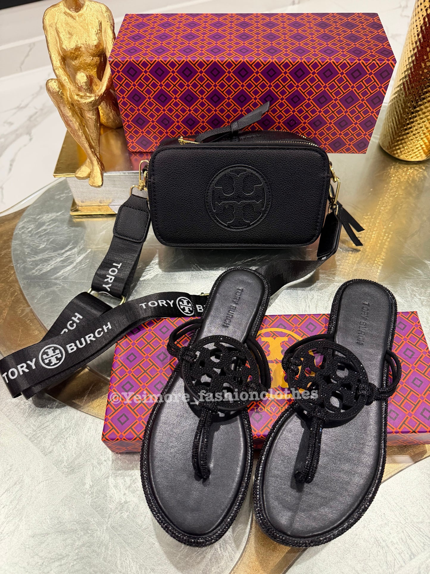 Sandals great quality include box (SANDALS ONLY)