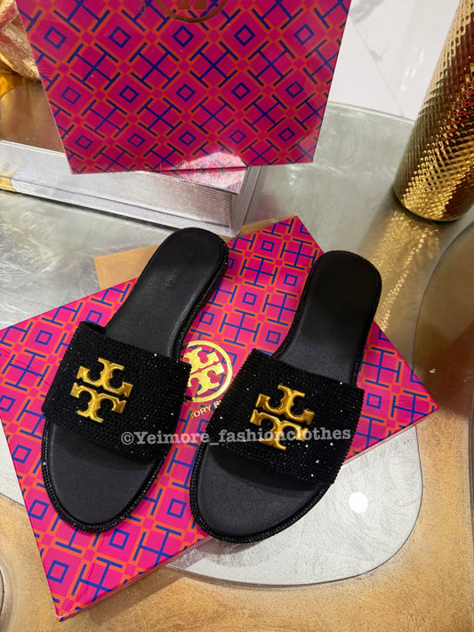 Sandals great quality include box (SANDALS ONLY)