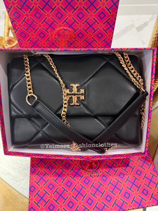 NEW ARRIVAL! Purse great quality in box (purse only)