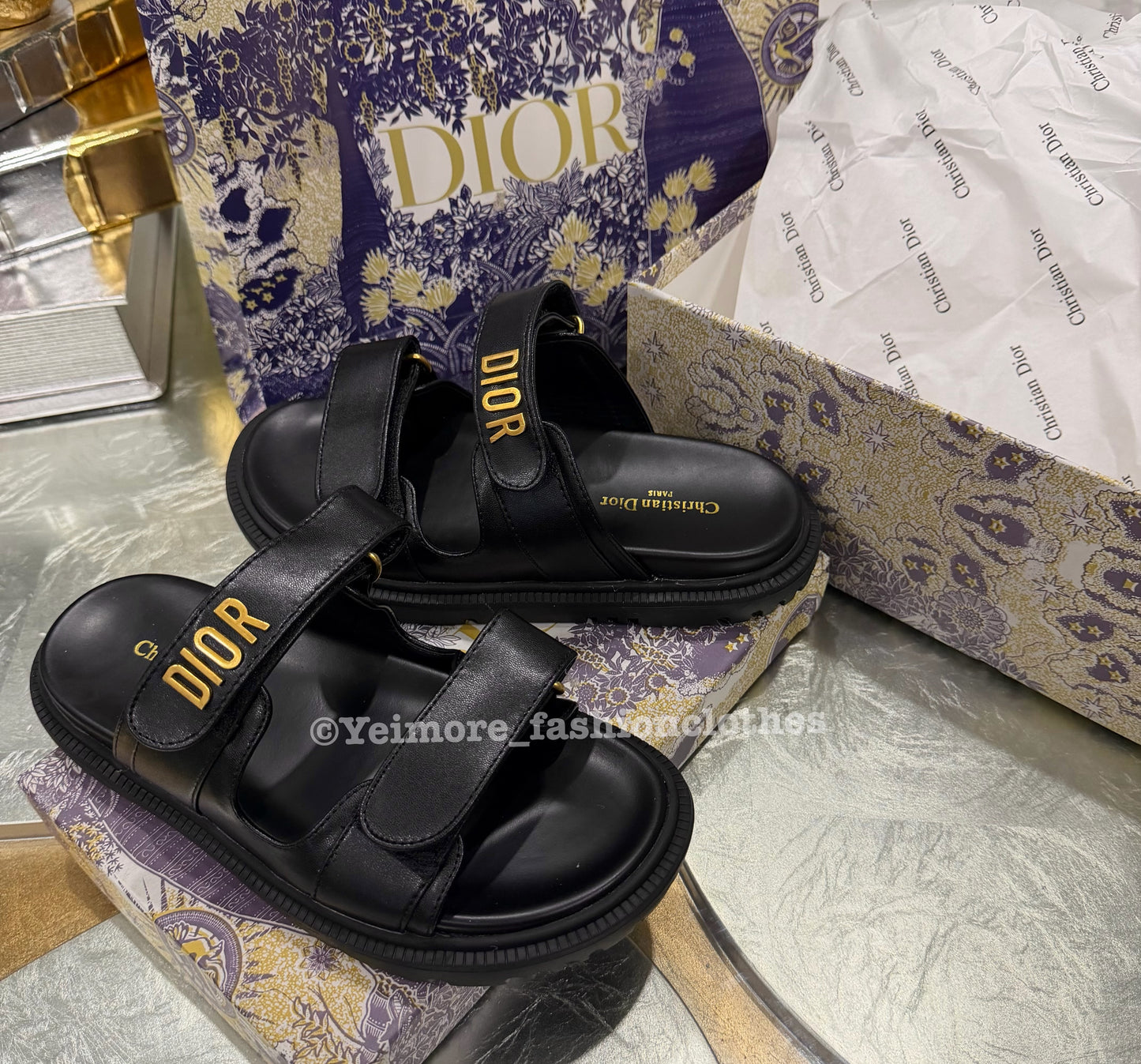 Sandals great quality include box