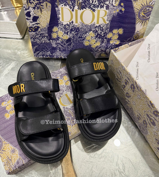 Sandals great quality include box